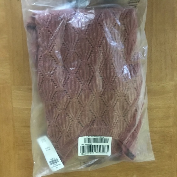 Abercrombie NWT XS Pointelle Scoop- Back Sweater - Picture 7 of 10